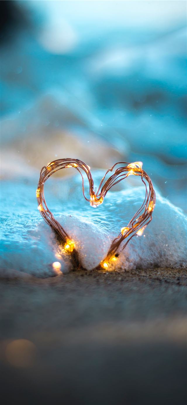 1284x2778 heart string light on floor -  iPhone 11 Wallpaper