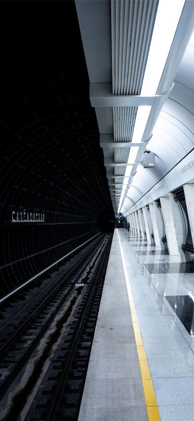 36 Wallpapers In Urban Wallpapers For iPhone 11