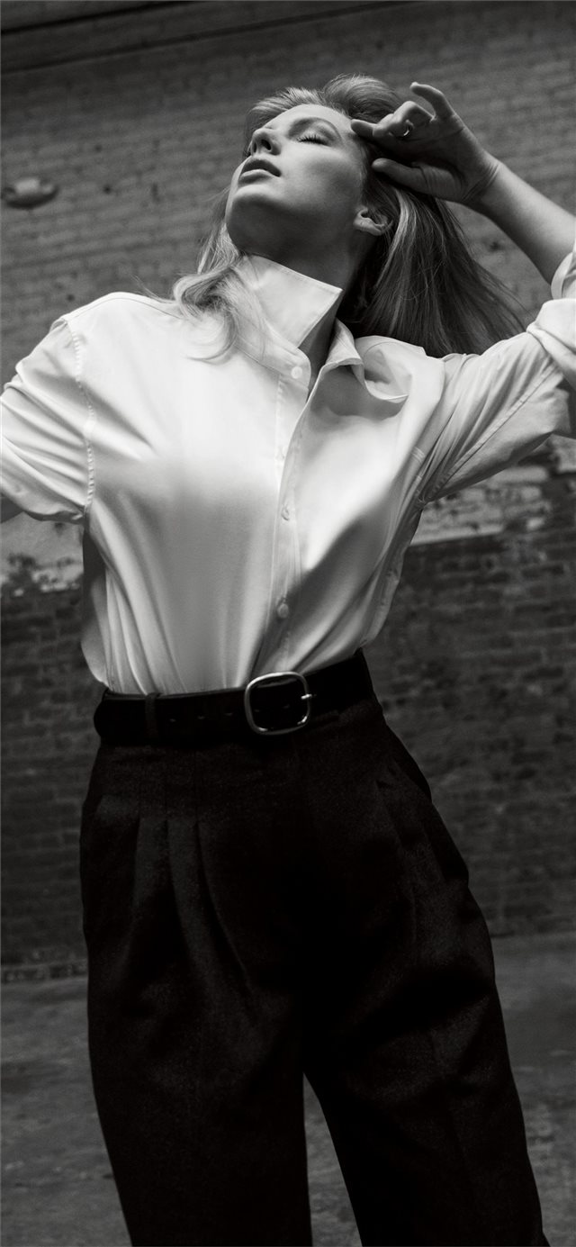 6 Wallpapers In Taylor Swift Wallpapers For iPhone 11