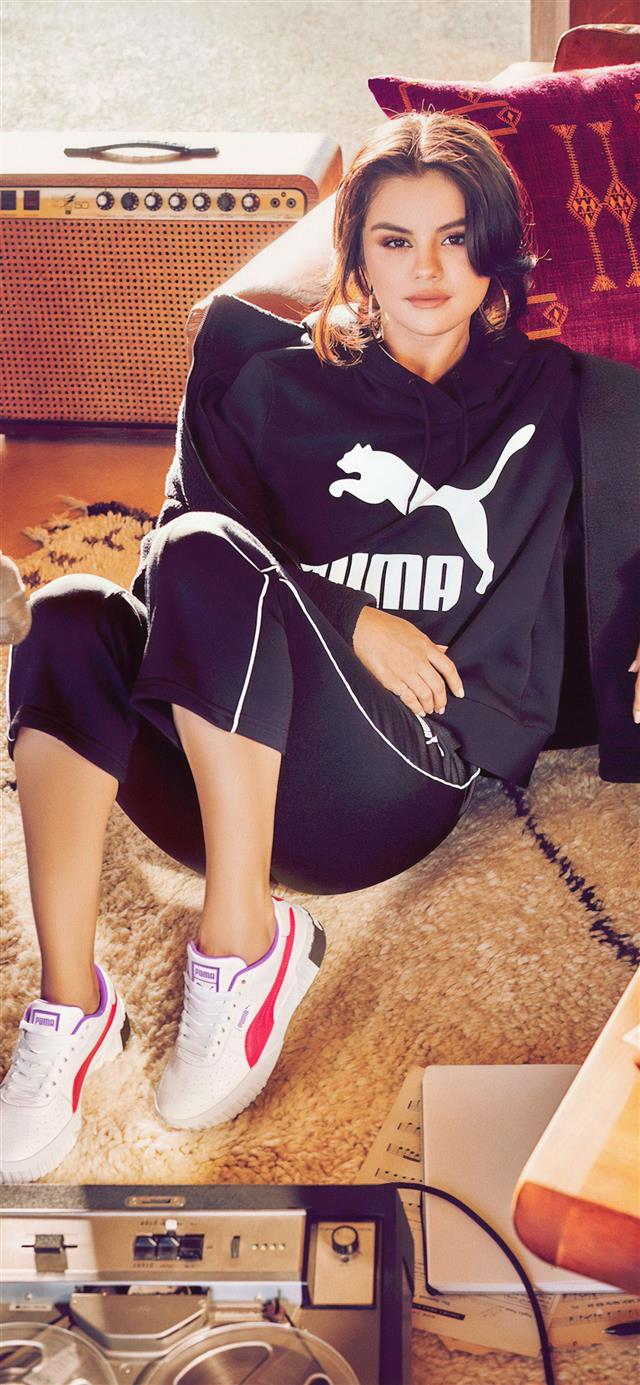 5 Wallpapers In Selena Gomez Wallpapers For iPhone 11