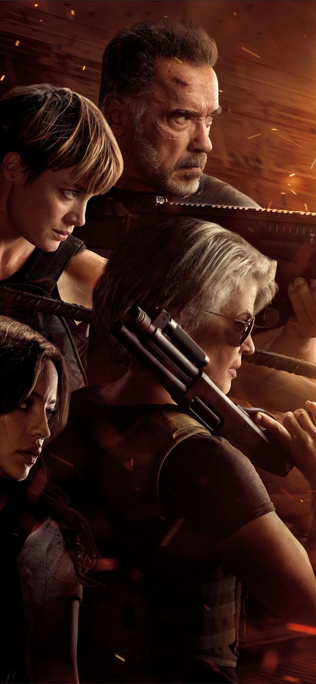 1125x2436 linda hamilton in terminator dark fate 4k 2019 - 2019 movies iPhone 11 Wallpaper