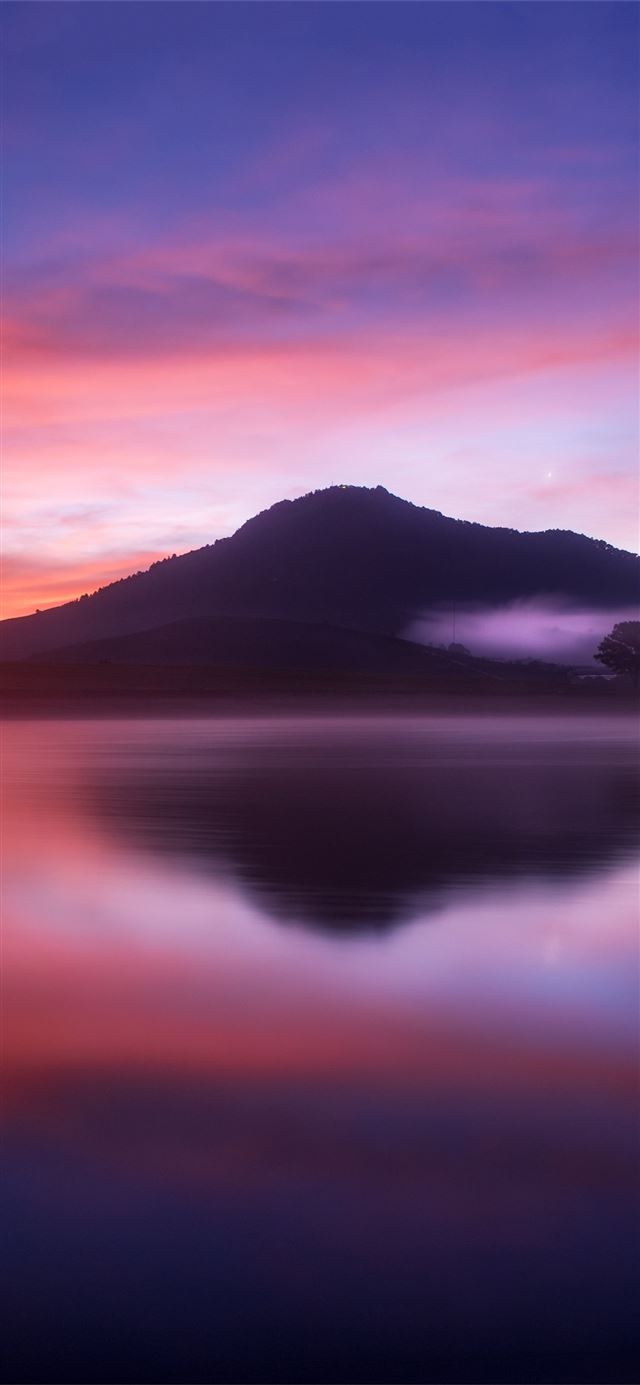 1125x2436 water under blue and red sky - evening iPhone 11 Wallpaper