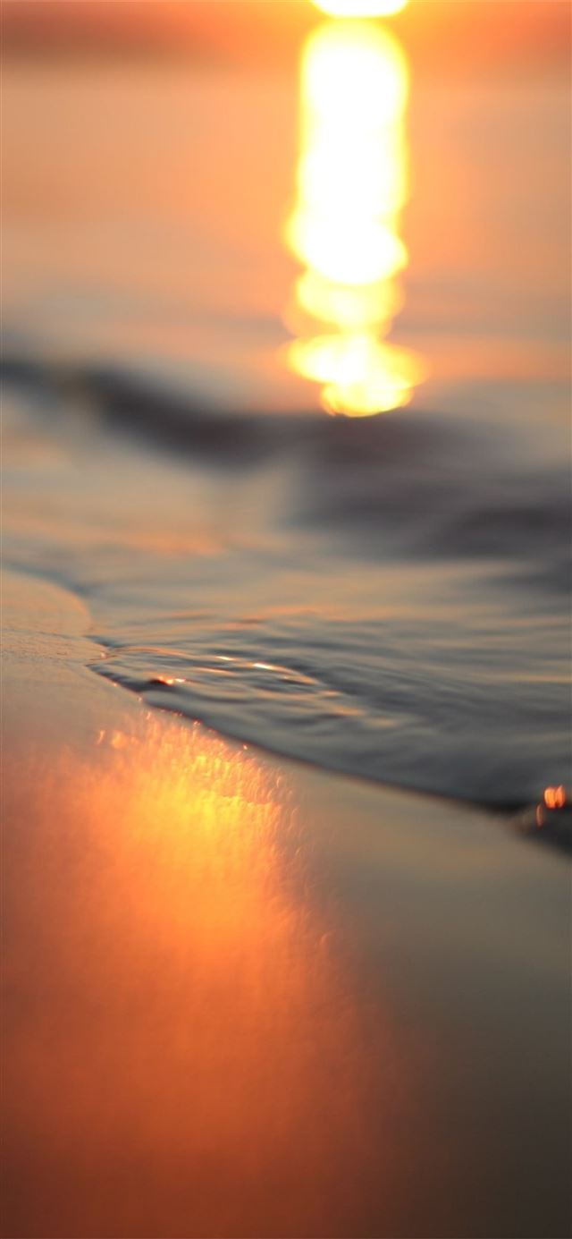 1125x2436 waves hitting shore - waves iPhone 11 Wallpaper