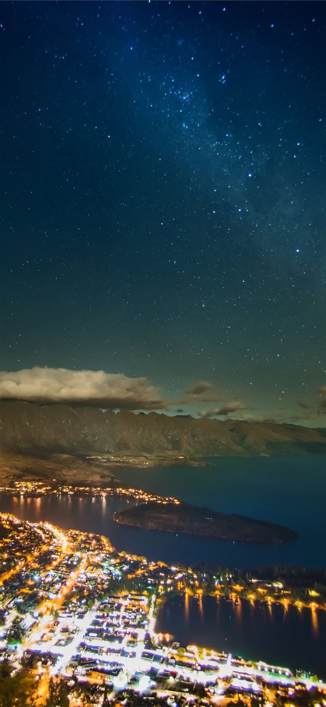 1125x2436 stars over queenstown 8k - 5k iPhone 11 Wallpaper