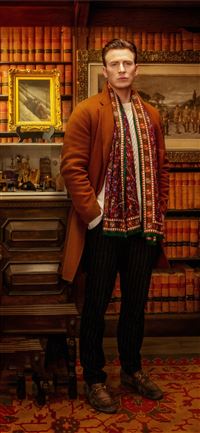 chris evans in knives out 2019 wallpaper