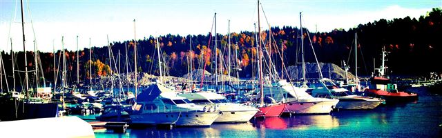 3840x1200 Asker Norway - water iPhone Panoramic Wallpaper