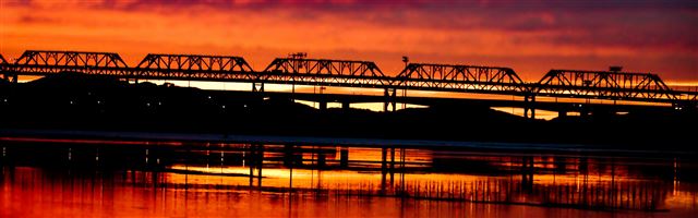 3840x1200 Lay Down Sally - water iPhone Panoramic Wallpaper