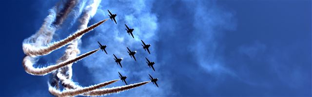 3840x1200 Air Parade - sky iPhone Panoramic Wallpaper