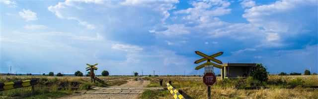 3840x1200 Road directions - sky iPhone Panoramic Wallpaper