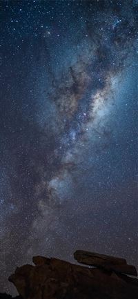 Milky Way iPhone 11 wallpaper
