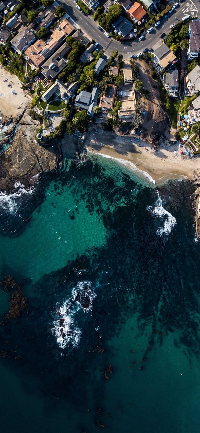 1125x2436 The Coves - building iPhone 11 Wallpaper