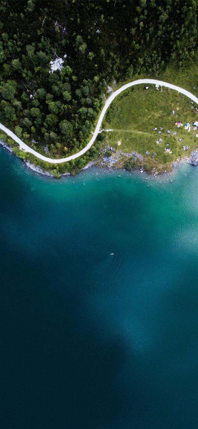 1125x2436 Swimming Alone -  iPhone 11 Wallpaper