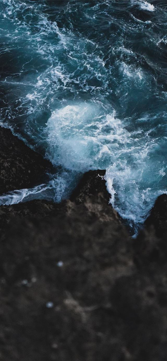 1125x2436 Motion - wave iPhone 11 Wallpaper