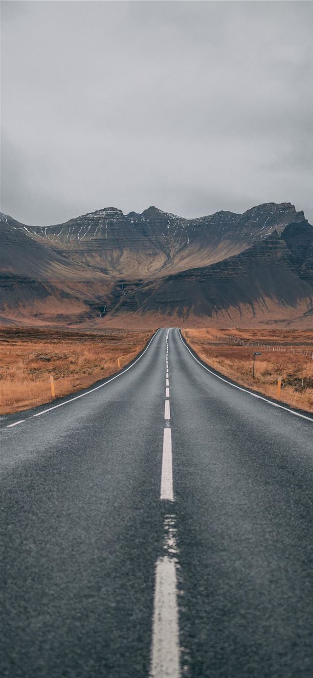 1125x2436 Road to paradise -  iPhone 11 Wallpaper