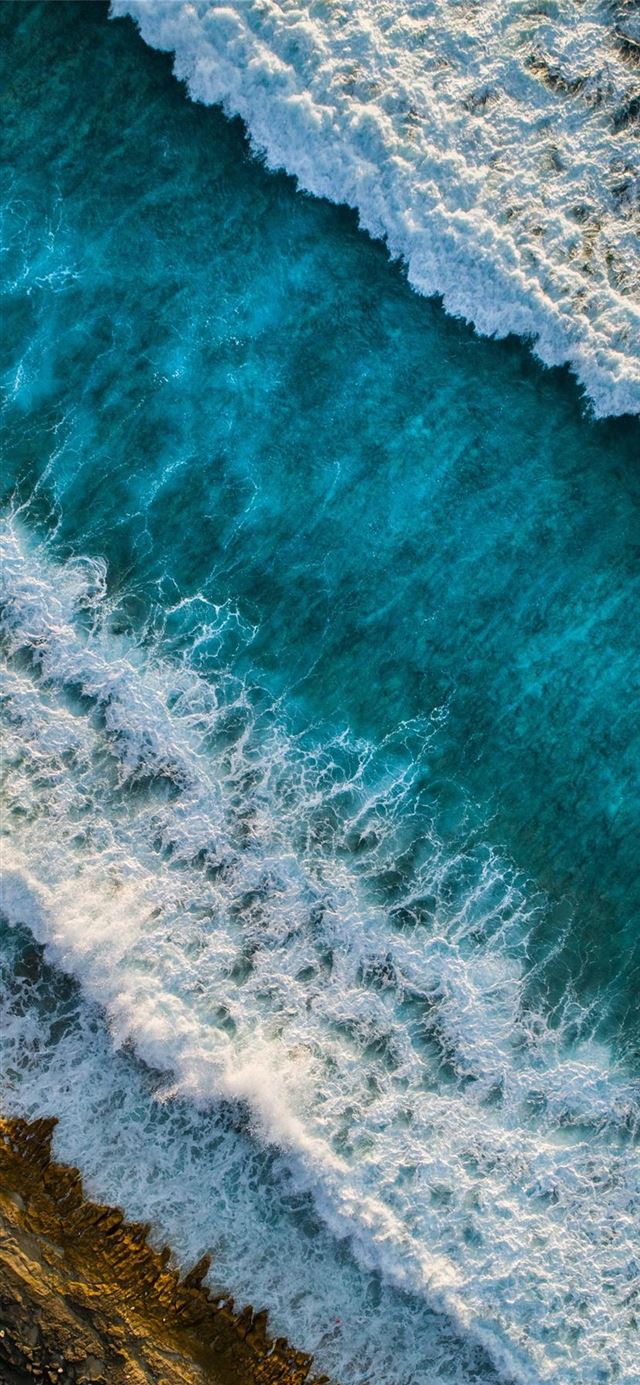1125x2436 Gehmiskih Higun  Fuvahmulah  Maldives -  iPhone 11 Wallpaper