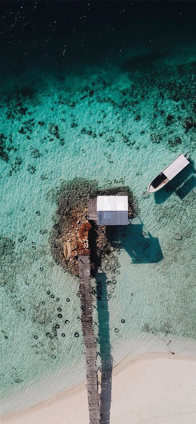 1125x2436 The Lonely Dock - unnamed road iPhone 11 Wallpaper
