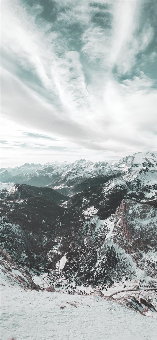 1125x2436 Windy clouds -  iPhone 11 Wallpaper