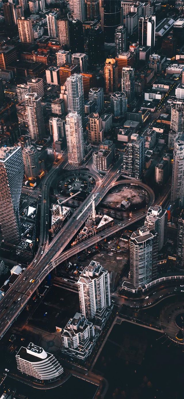 1125x2436 Vancouver  Canada -  iPhone 11 Wallpaper