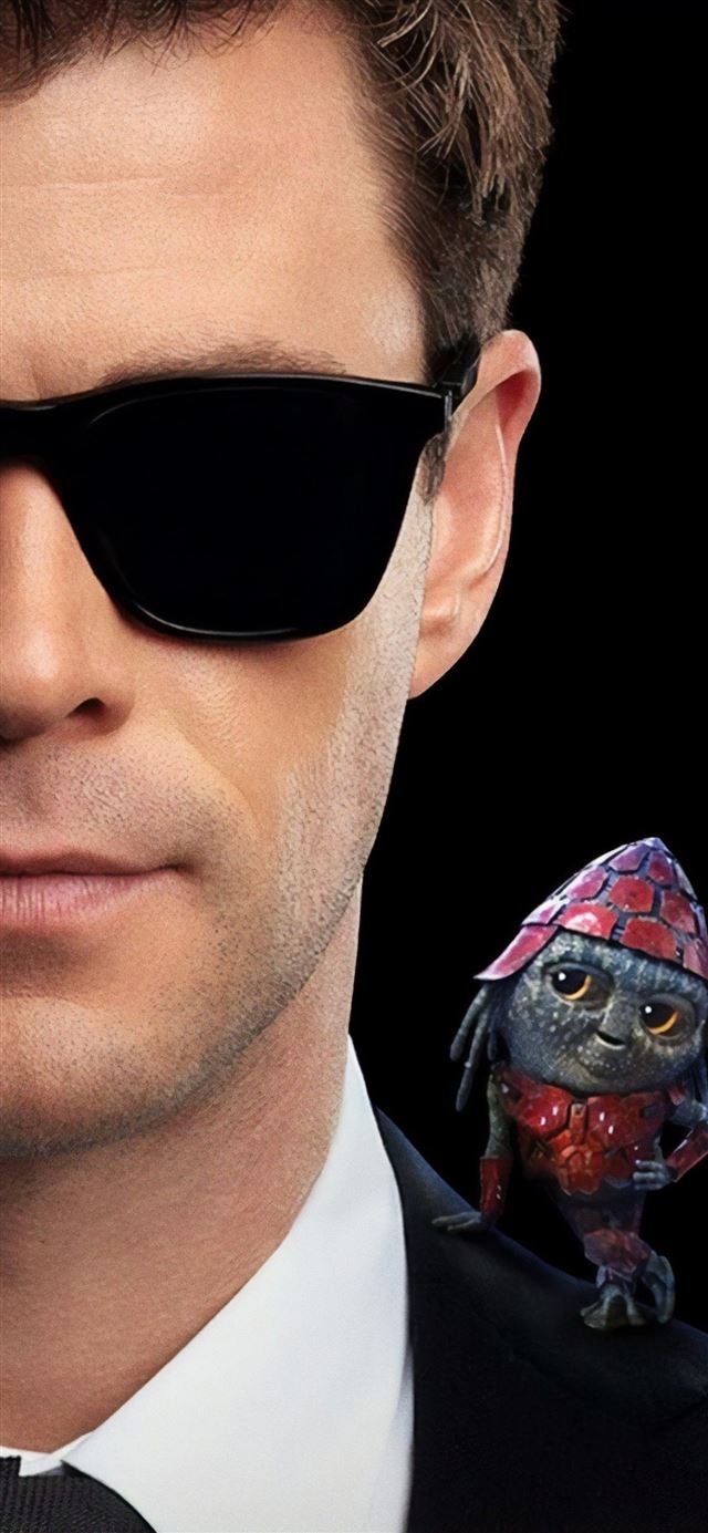 1125x2436 men in black international poster 5k - 5k iPhone 11 Wallpaper