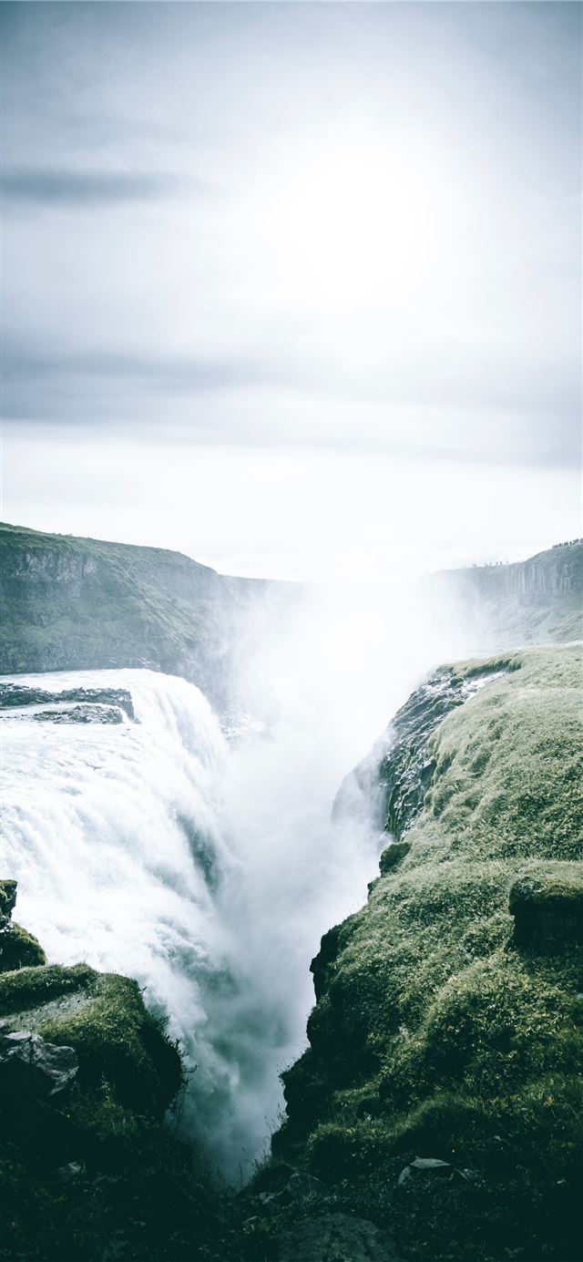 1125x2436 clear waterfalls - mountain iPhone 11 Wallpaper