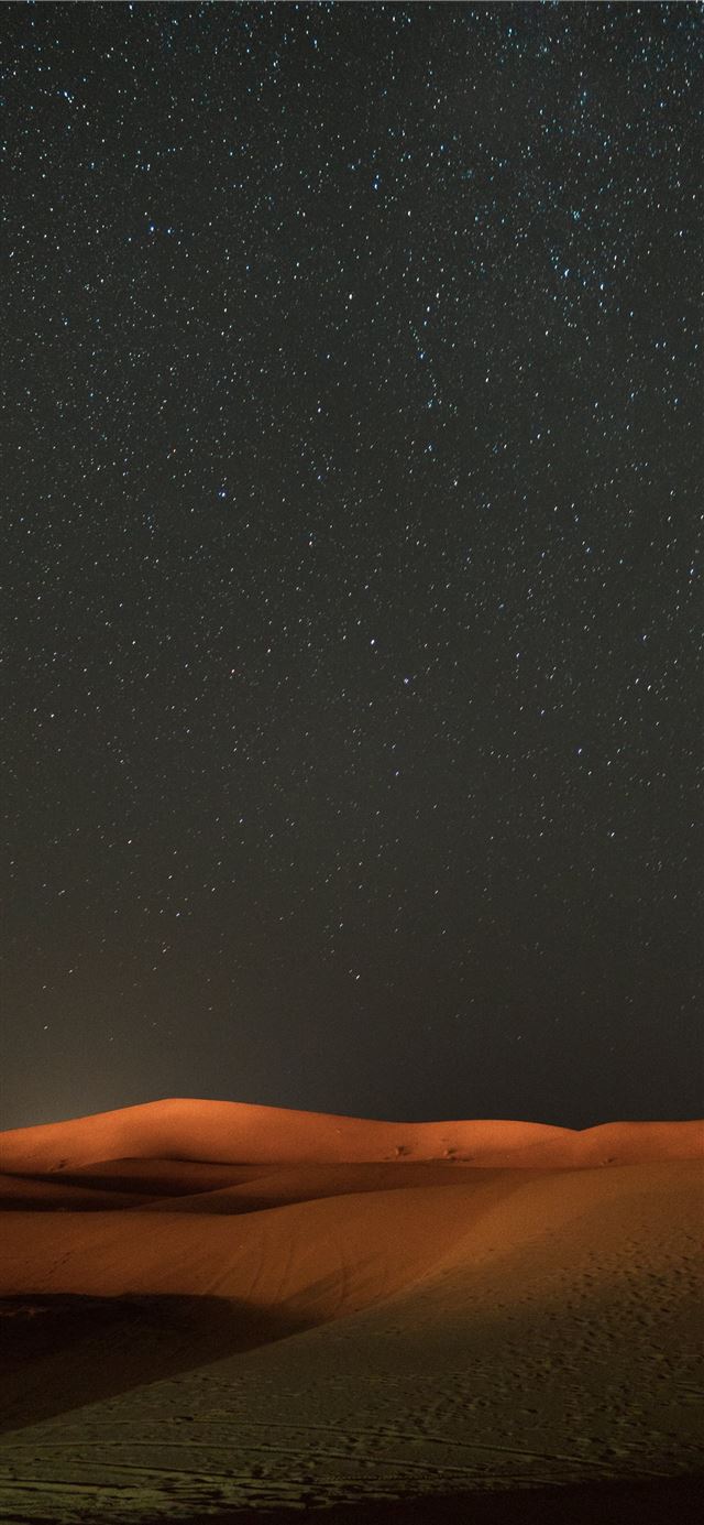1125x2436 stars across the sky view at the desert - space iPhone 11 Wallpaper