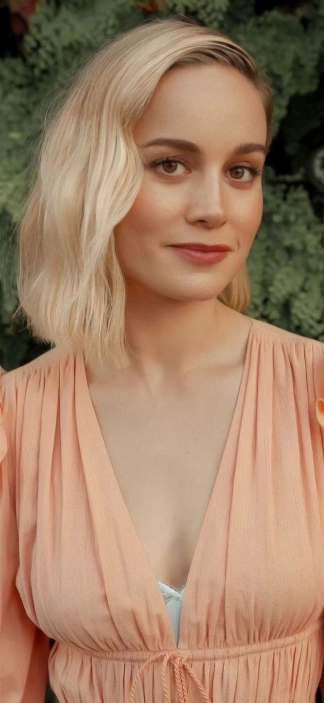 1125x2436 brie larson photoshoot 2019 - photoshoot iPhone 11 Wallpaper