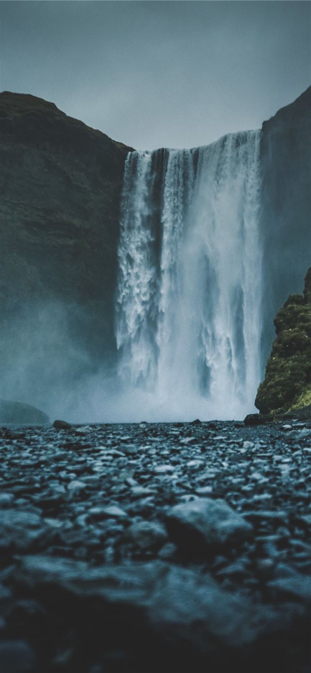 1125x2436 Skogafoss Falls - waterfall iPhone 11 Wallpaper