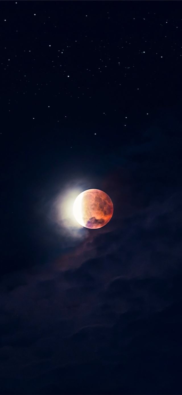 1125x2436 lunar eclipse digital wallpaper -  iPhone 11 Wallpaper