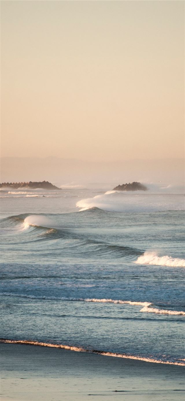 1125x2436 waver waves during daytime - beautiful iPhone 11 Wallpaper