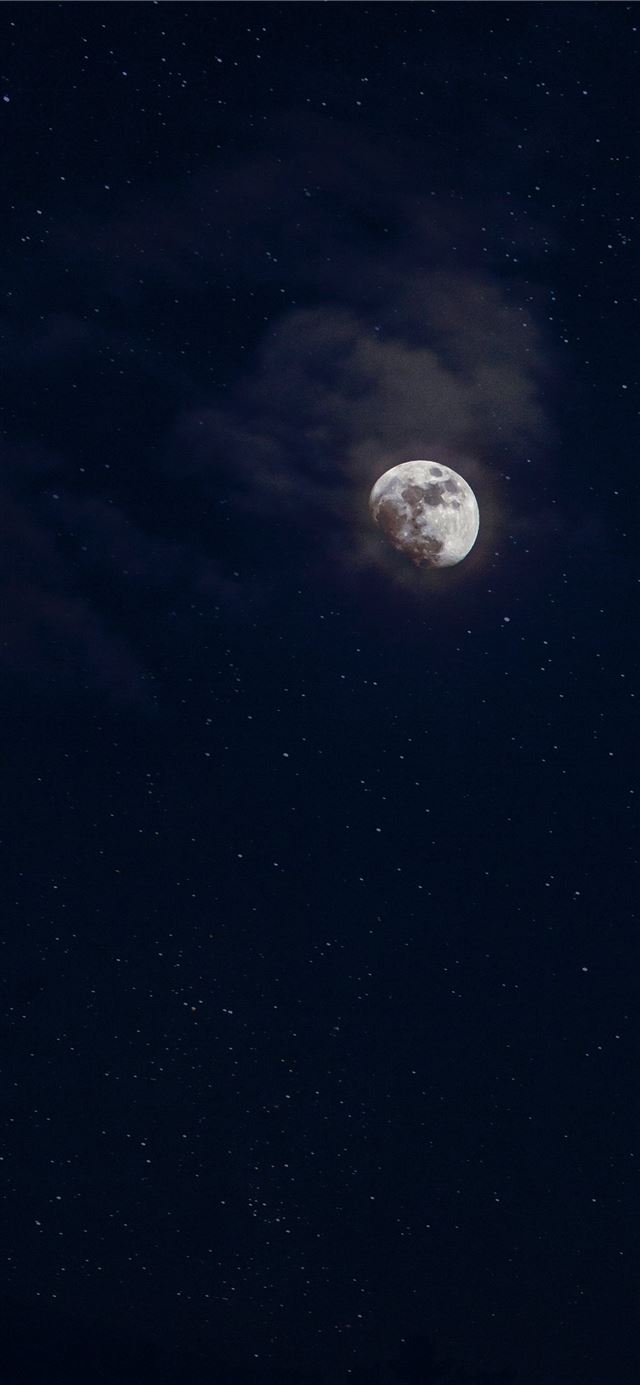 1125x2436 low angle photography of moon - space iPhone 11 Wallpaper