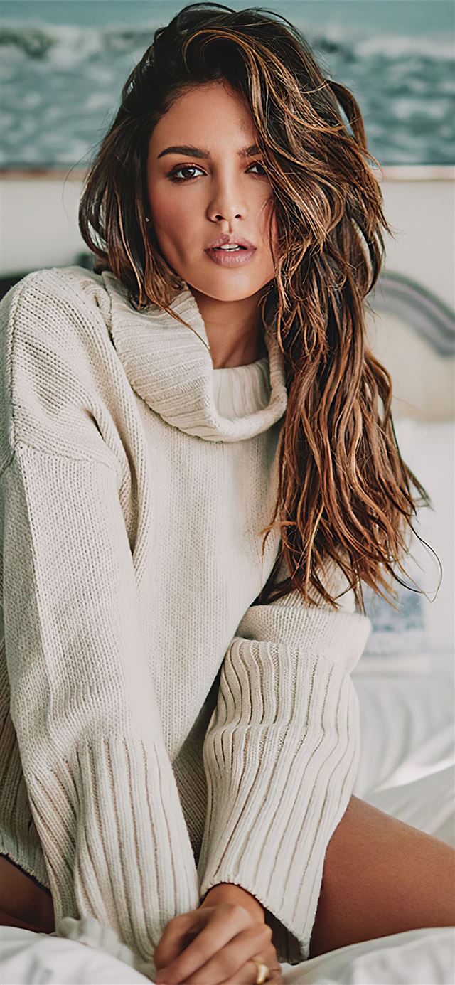 1125x2436 eiza gonzalez nexos photoshoot - celebrities iPhone 11 Wallpaper