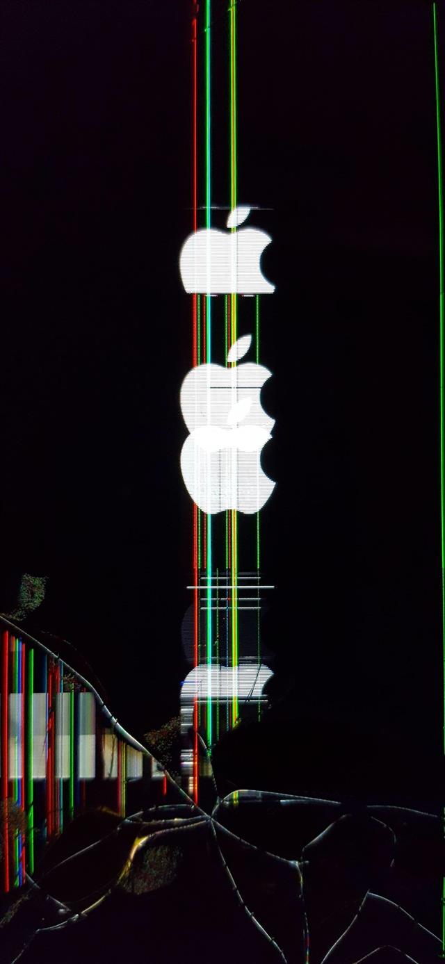 1125x2436 Cracked Top Free Cracked -  iPhone 11 Wallpaper