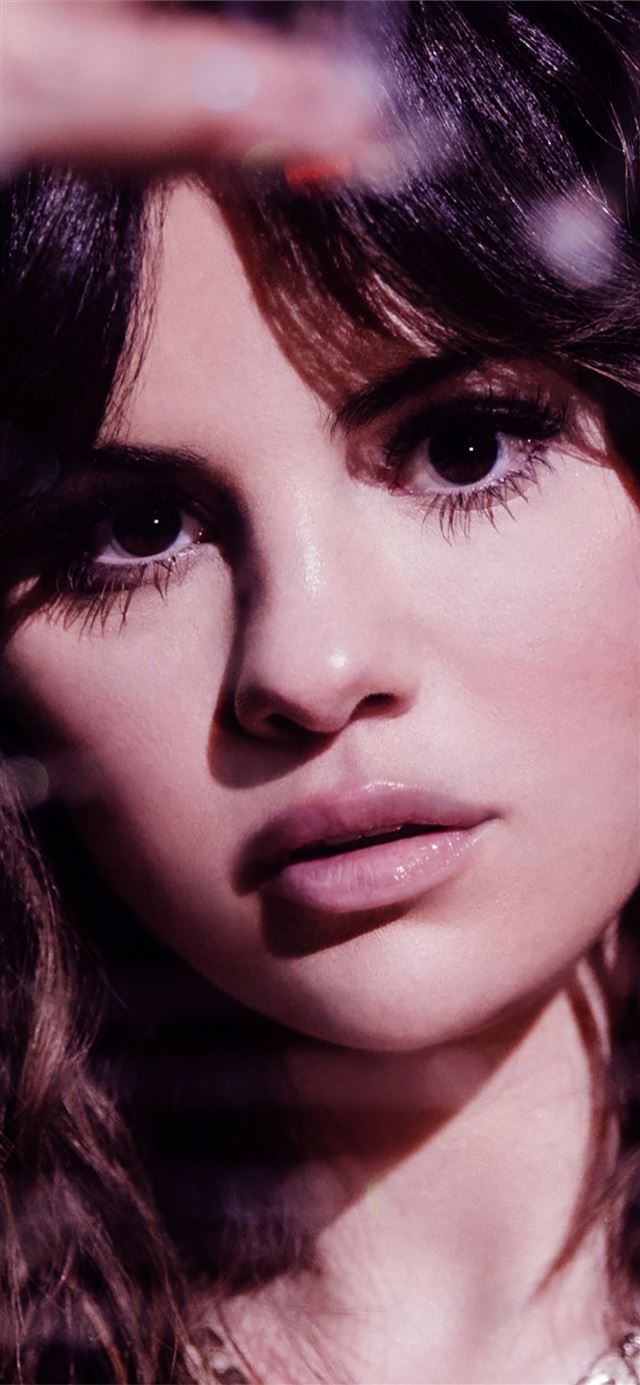 1125x2436 2020 selena gomez - selena gomez iPhone 11 Wallpaper