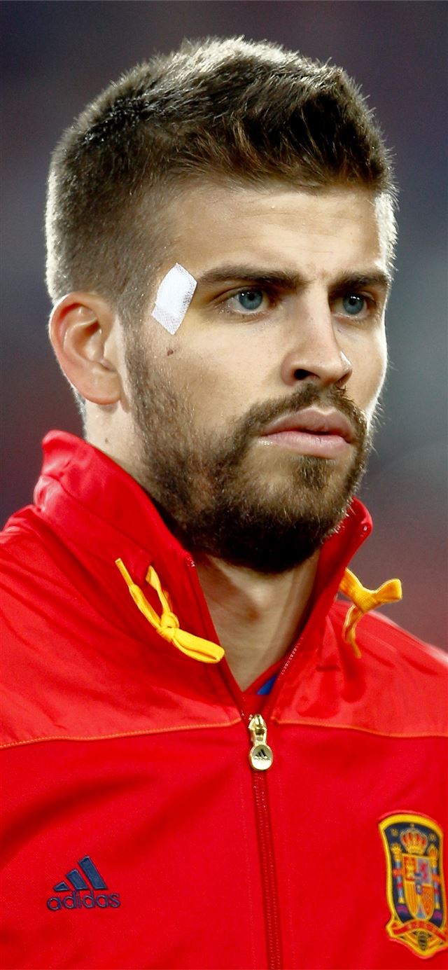 1125x2436 Gerard Pique photo 34 of 97 pics photo - sport celebrity iPhone 11 Wallpaper
