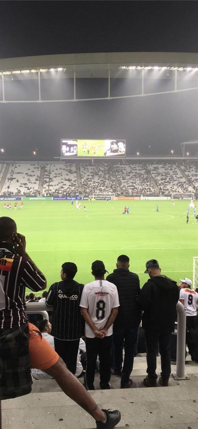 1125x2436 X Soccer specific Stadium HD - soccer celebrity iPhone 11 Wallpaper