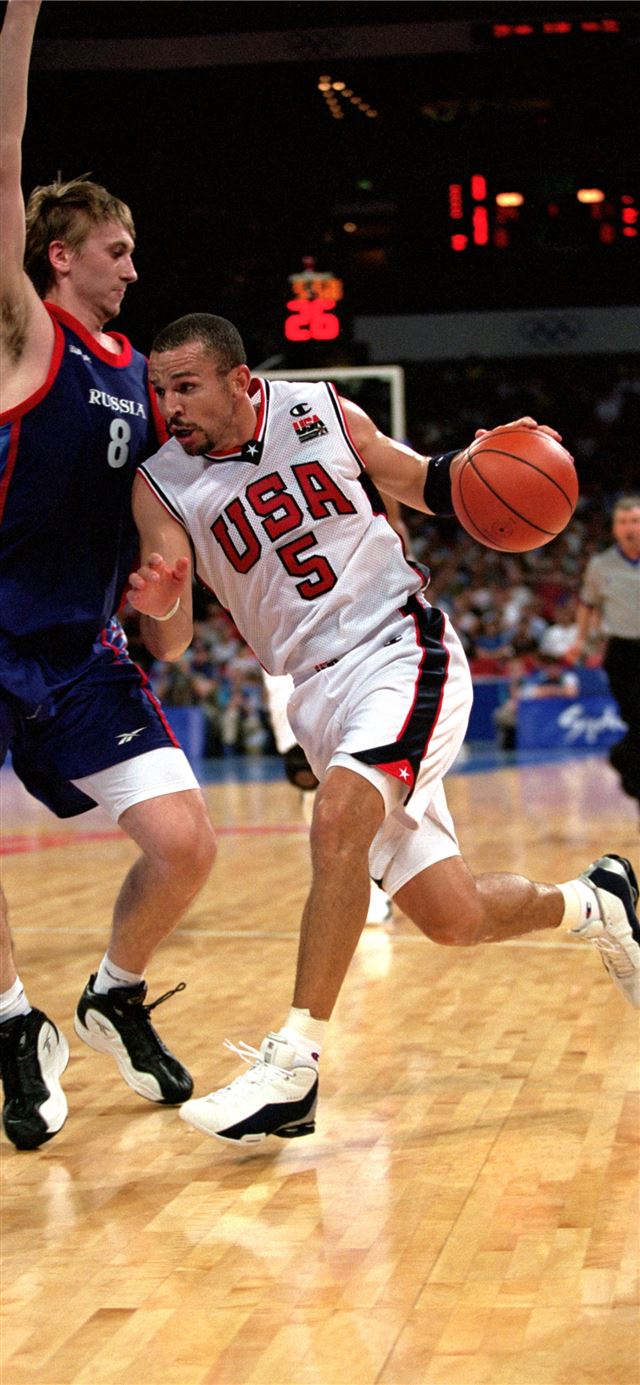 1125x2436 Bucks Represent For USA Basketball - sport celebrity iPhone 11 Wallpaper
