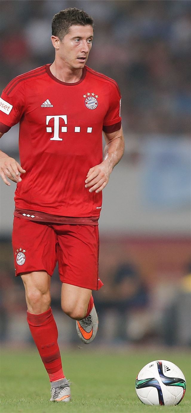 1125x2436 Robert Lewandowski Sports HQ Robert Lewandowski - northern ireland iPhone 11 Wallpaper