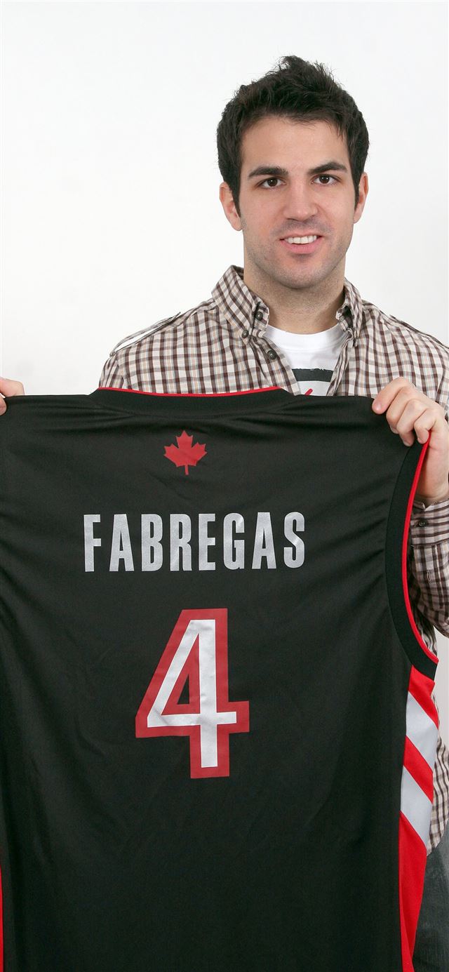 1125x2436 Cesc Fabregas photo 57 of 71 pics photo -  iPhone 11 Wallpaper
