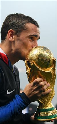 FIFA 2018 Antoine Griezmann with Trophy Samsung Ga... wallpaper