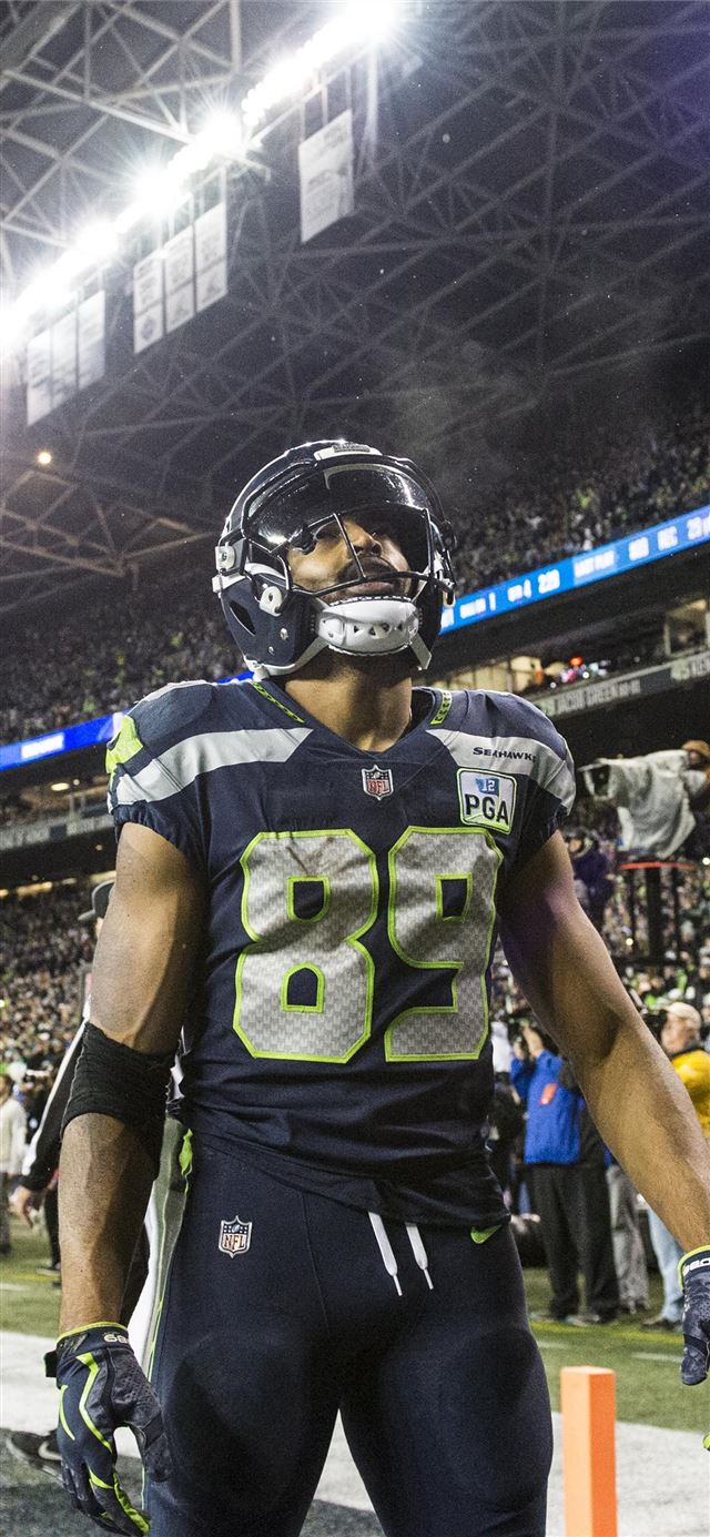 1125x2436 With Doug Baldwin ailing Seattle Seahawks need imm... - american football celebrity iPhone 11 Wallpaper