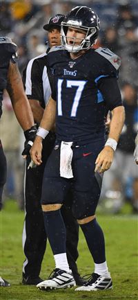 Titans Confident They Can Beat Out Patriots For To... wallpaper