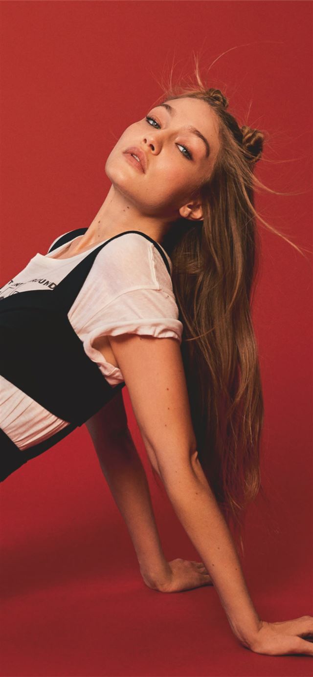 1125x2436 gigi hadid vogue russia 2020 - photoshoot iPhone 11 Wallpaper