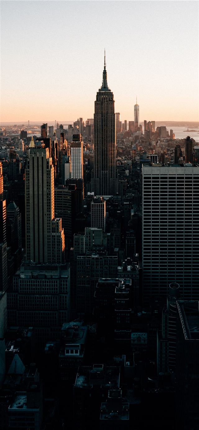 1125x2436 aerial view of buildings - scenery iPhone 11 Wallpaper