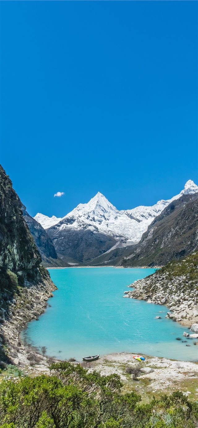 1125x2436 body of water surrounded by mountains - mountain iPhone 11 Wallpaper