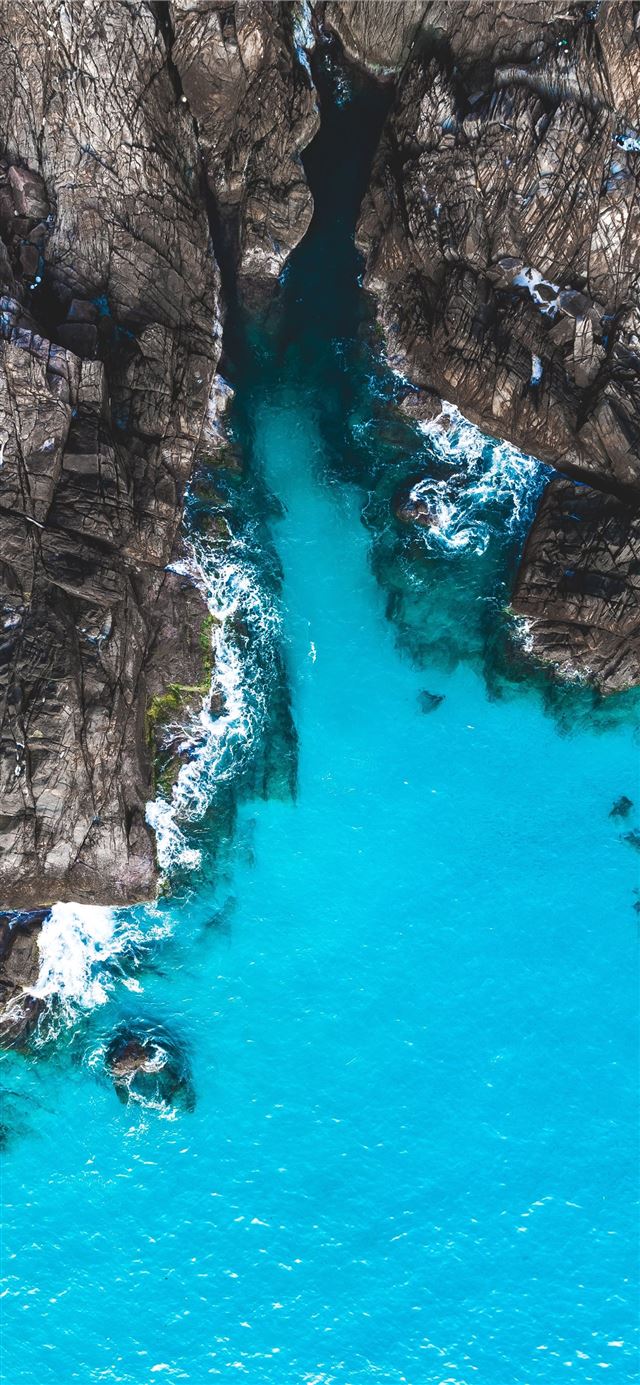 1125x2436 Batu Caves - malaysia iPhone 11 Wallpaper