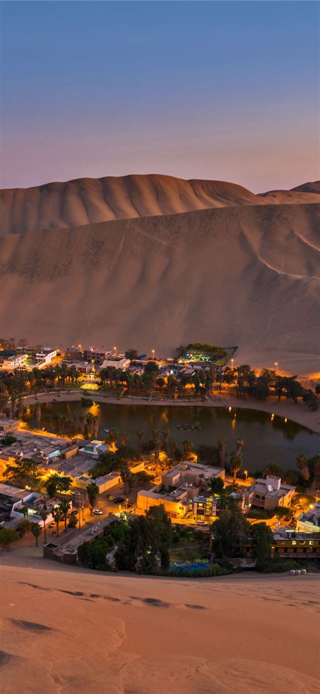1125x2436 Huacachina - ica iPhone 11 Wallpaper