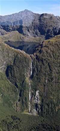 Sutherland Falls wallpaper