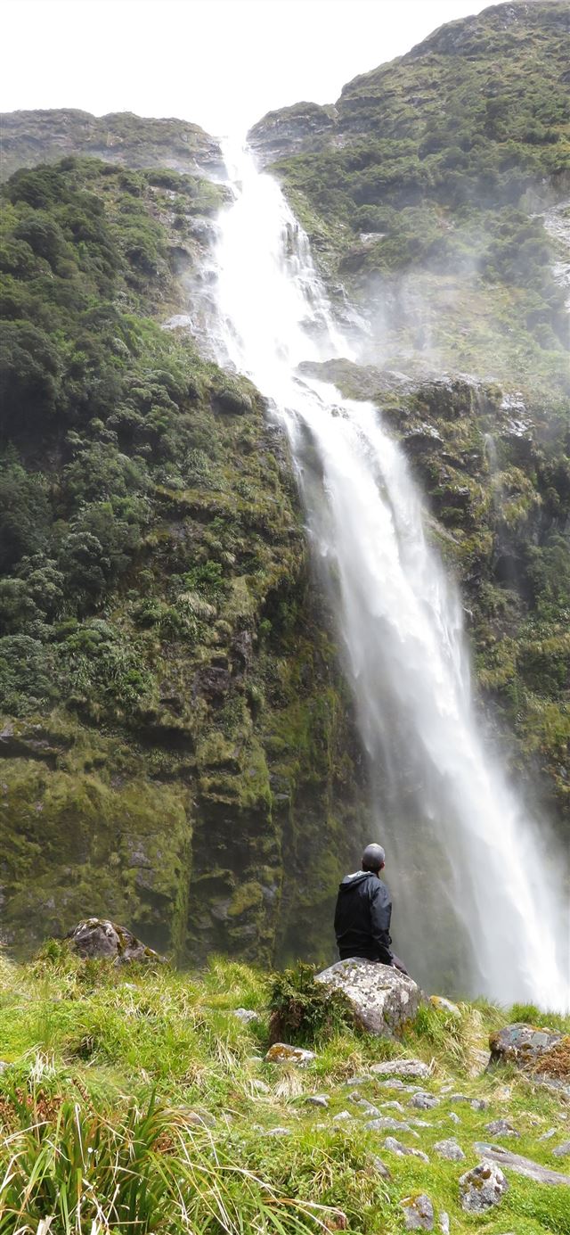 1125x2436 Sutherland Falls - 100 most beautiful places to visit iPhone 11 Wallpaper