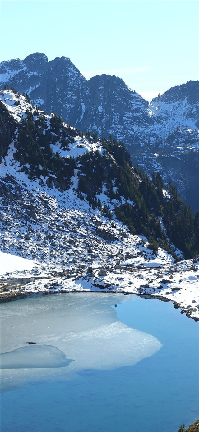 1125x2436 Laguna Verde - altiplano iPhone 11 Wallpaper