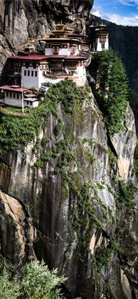 Tiger's Nest Monastery wallpaper